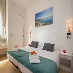 Duva 4*